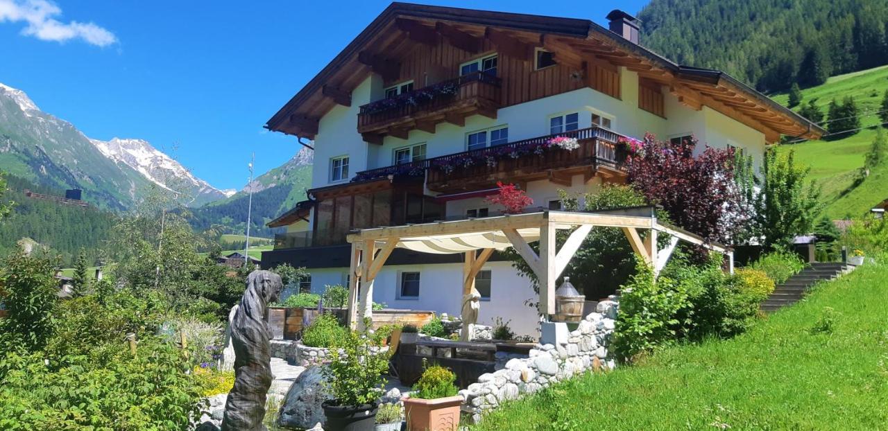 Grossglocknerappartement Kals-am Großglockner Exterior foto